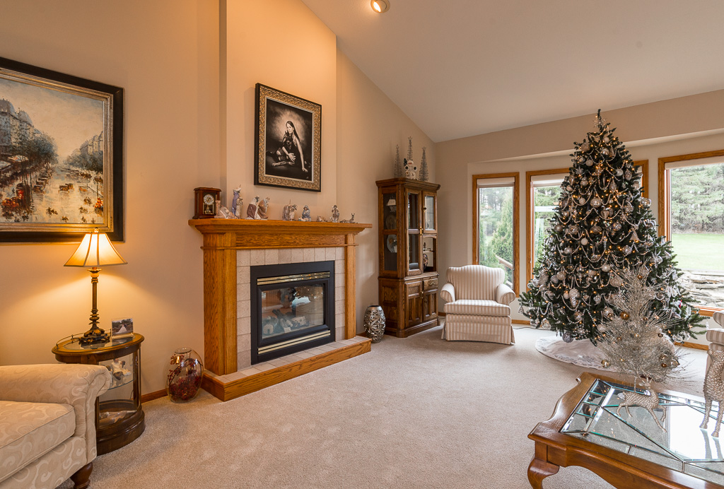 286 County Rd B Woodville, WI